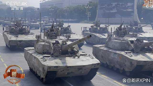 看完阅兵戒断不了一点 军迷破防新装备亮相