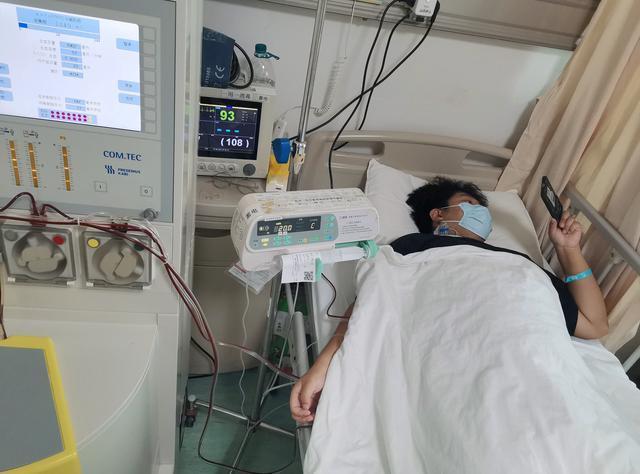 湖北厨师紧急赶往武汉救人 爱心捐髓传递希望