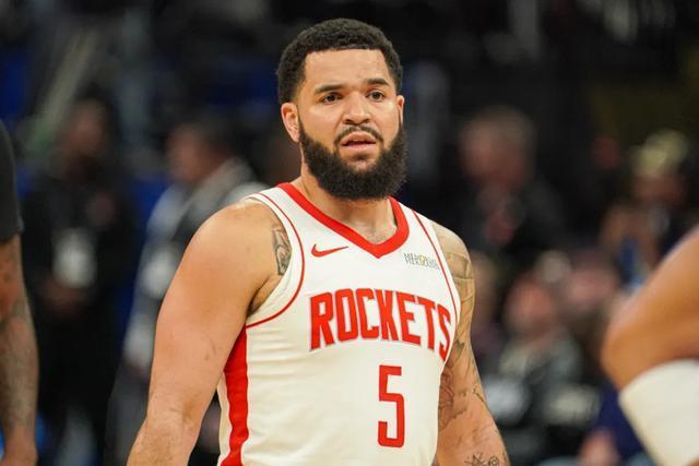 狂言专栏 新闻越短事情越大!范乔丹赛季报销 火箭的B计较在哪? 后卫线告急