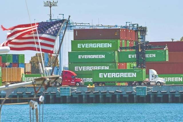 中方对美船舶下达反制措施 特朗普算盘落空 博弈新局开启