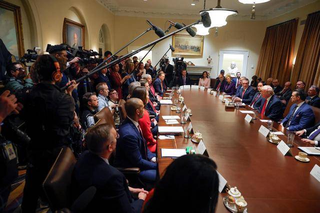 如何看待特朗普“关税援乌”计划 全球政治豪赌