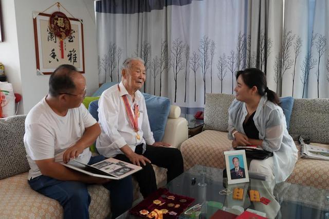 抗美援朝老兵回忆在朝鲜的日子 峥嵘岁月保家卫国