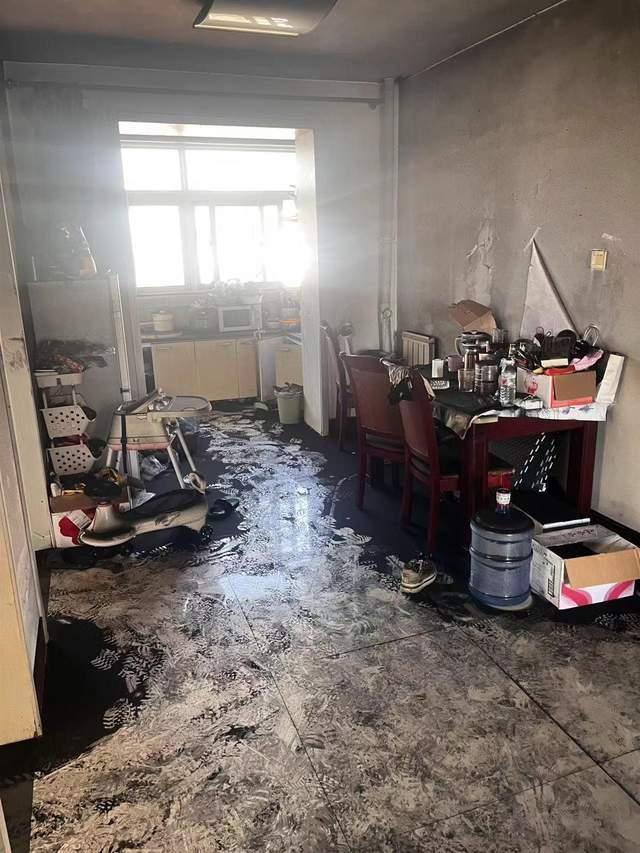 女子严重烧伤丈夫儿子母亲火海遇难 家属求助筹款救治