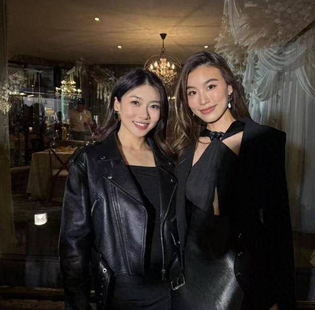 程晓玥官宣二胎 小腹隆起引猜测