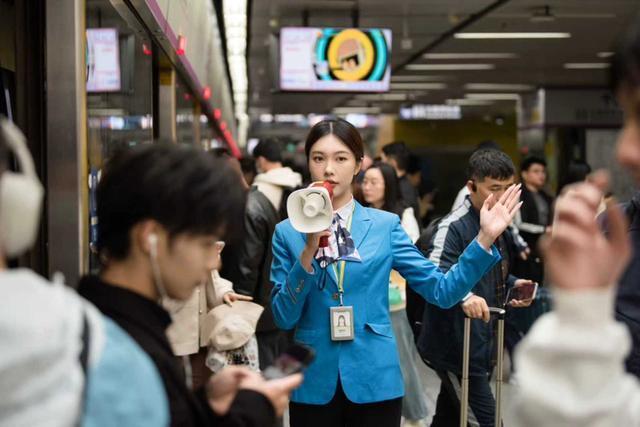 深圳地铁两条线路运营有调整 新线试运行启动