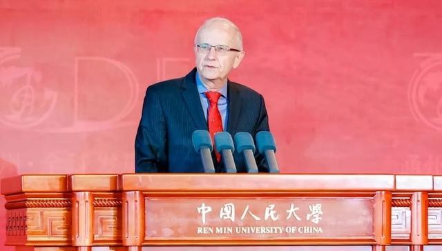 波兰前副总理称全球南方尊重中国高于西方