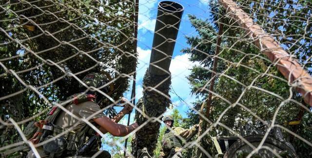 乌士兵投降后直言想活命 俄军心理战见效