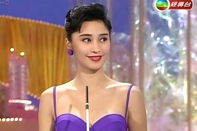 李克勤妻子回应弟弟欠债 家庭艰难决定引发关注