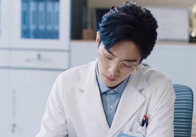 肖战小城良方刘铮亮明星主任 重新定义演员自我修养