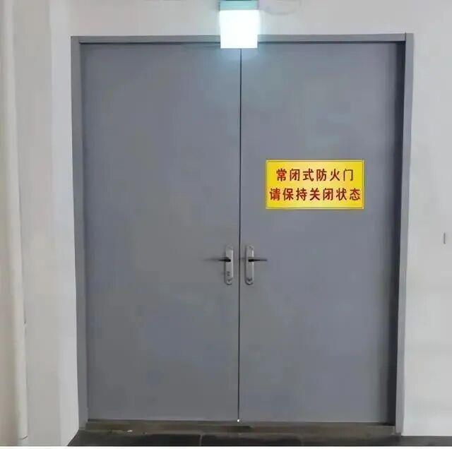 致命装修!70多扇防火门被业主私自拆除