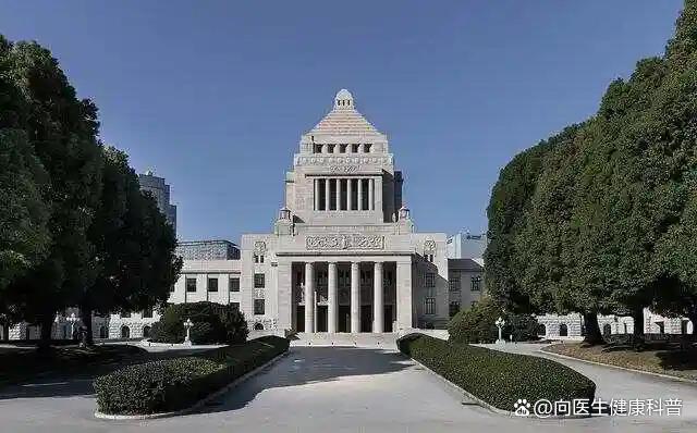 高市幻想“软着陆”?中方明确表态 外交博弈再升级