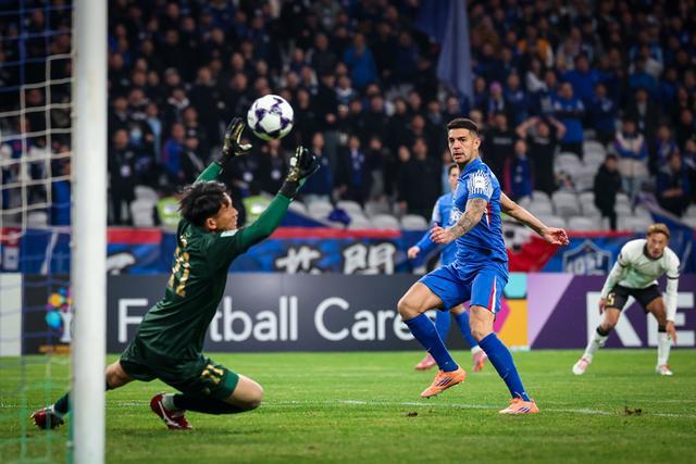 再見，于漢超！很遺憾，申花隊沒能為“猴哥”寫上一個漂亮的結(jié)尾 功勛老將謝幕戰(zhàn)告負(fù)