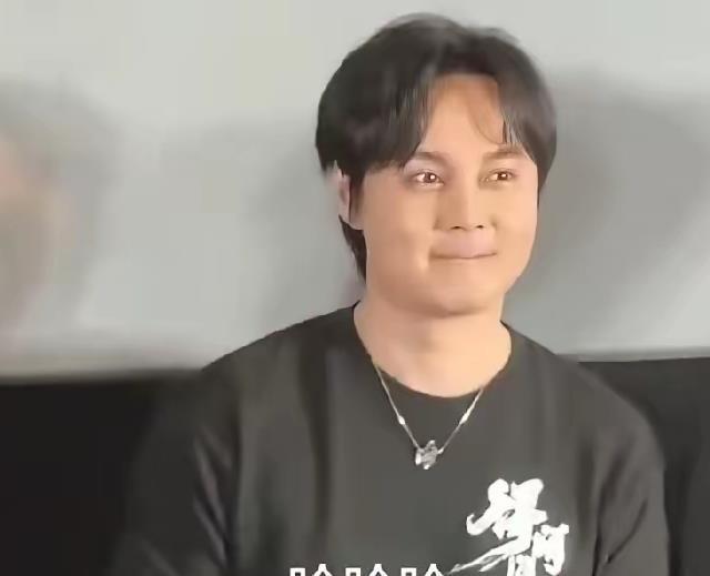 得闲谨制:笑点和道德反复打架 尹正自嘲式营销引爆话题