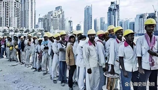 俄為何選擇“擁抱”印度技術(shù)工人 填補(bǔ)勞動(dòng)力缺口