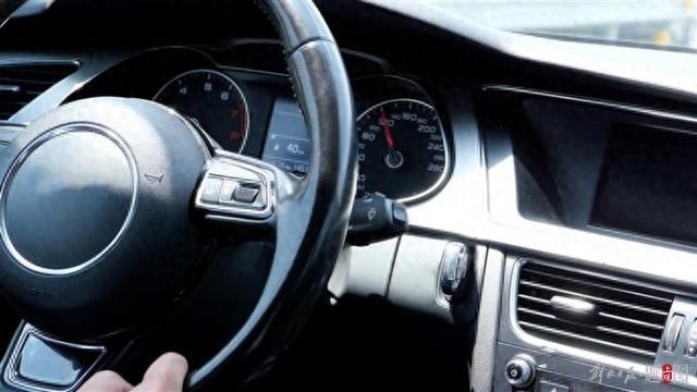 央視曝光“智駕神器”成奪命陷阱 十幾塊錢(qián)的磁吸環(huán)暗藏危機(jī)