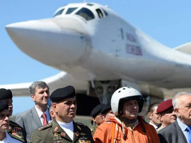 普京為何突然致電馬杜羅 聲援委內(nèi)瑞拉對(duì)抗美國(guó)