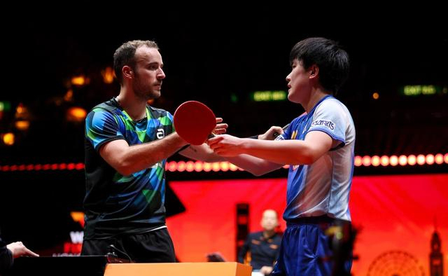 張本智和贏了再次致敬樊振東 模仿偶像慶祝動作引關注