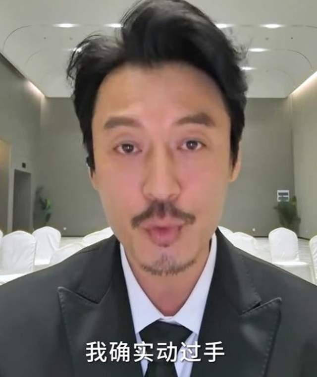 演员王东首谈残疾男儿：天生基因问题