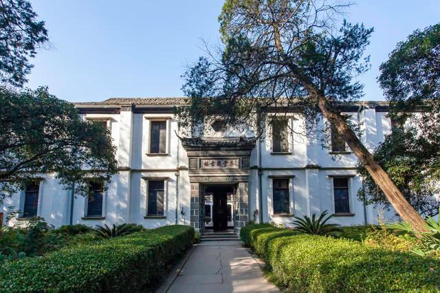 �ӼҾ��ȥ�ı����黭����ô������ �����˵ĲƸ����ղ�֮·