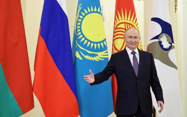 准备和普京通话 德法谁能领导欧洲 争夺谈判桌席位