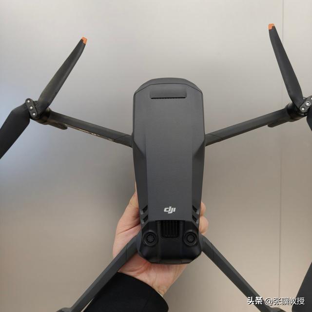 学者：对华鹰派上演“美式赢学”