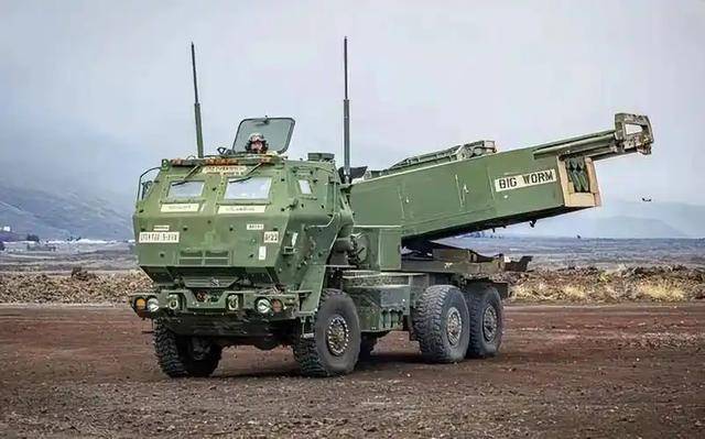 东部战区突破12海里“领海”，台当局敢开火吗？ 解放军实战军演震慑台海