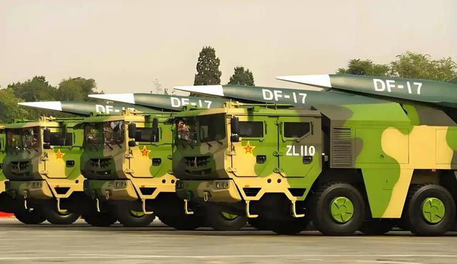中国突然亮出大量东风17释放何信号 罕见曝光引发关注