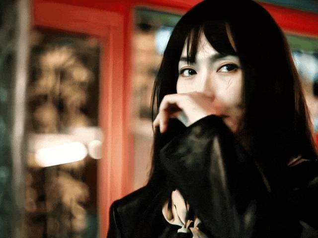 唐嫣彭冠英此刻的生计双东说念主海报 转型定型之作激勉期待