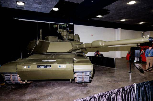 美军公布下代主战坦克原型车 复古设计引争议