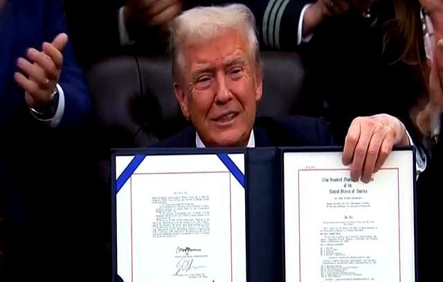 台湾内部局势发生变化 政治地震引发关注