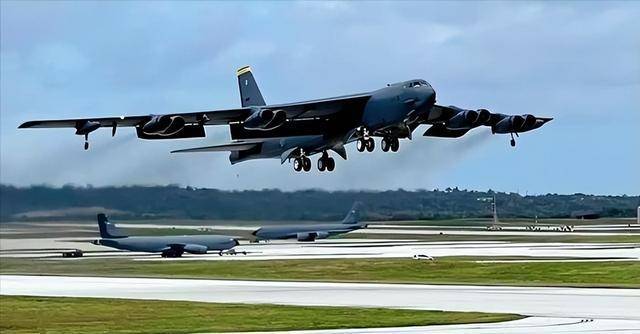 伊朗紧急发出“全面战争”警告 局势紧张升级