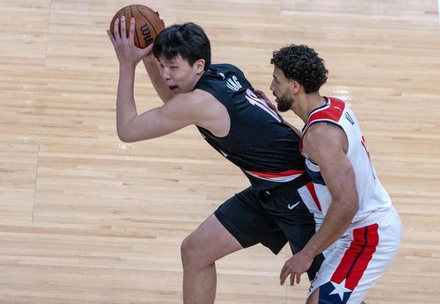 拓媒：杨瀚森的发展或决定球队上限