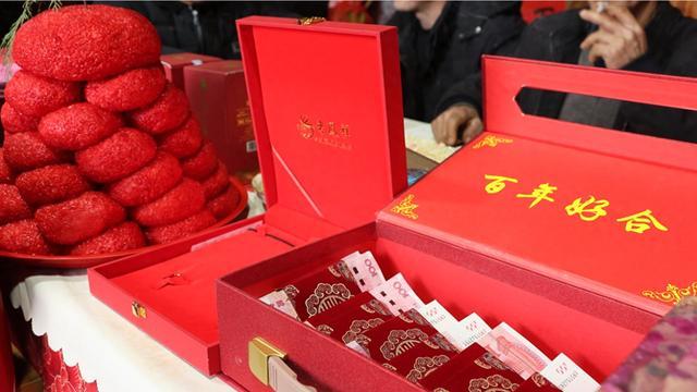 父母退99999元彩礼还给了6万元陪嫁