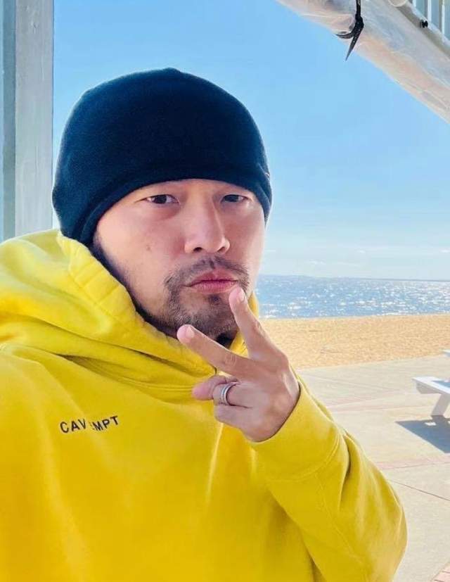 周杰伦《那天下雨了》回应《晴天》 情怀杀太狠