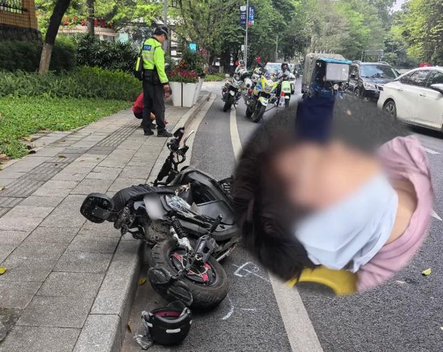 电动自行车狂飙撞公交车被判全责 非法改装惹祸