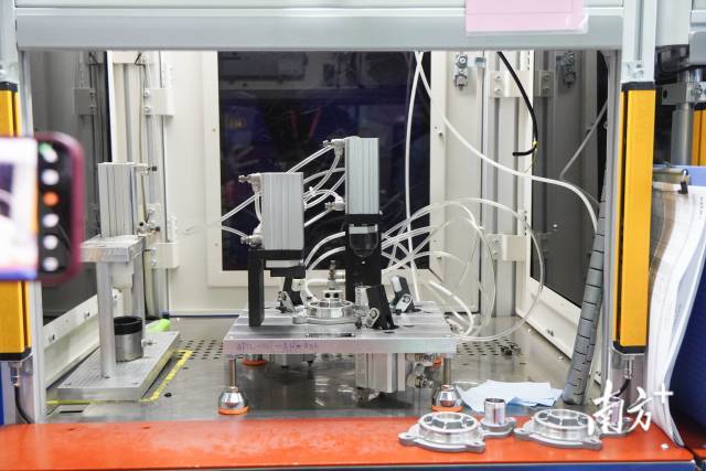 张雪发视频致谢 江门供应商隔空回应 最有人情味的甲方