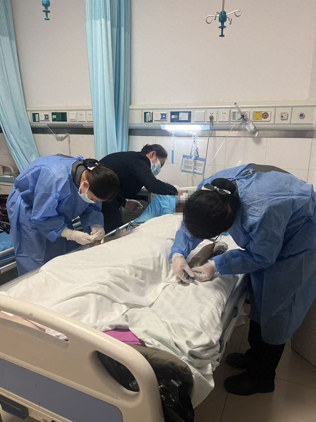 90后姑娘在长沙做“善终陪护师”