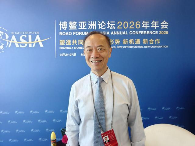 新加坡前外长说美国极度危险