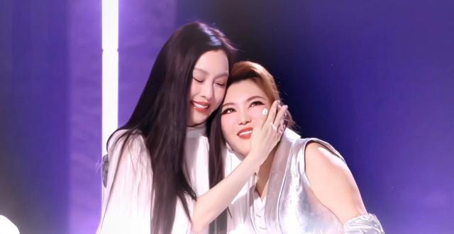 乌兰图雅没有一句solo 从争议到认可的翻红之路