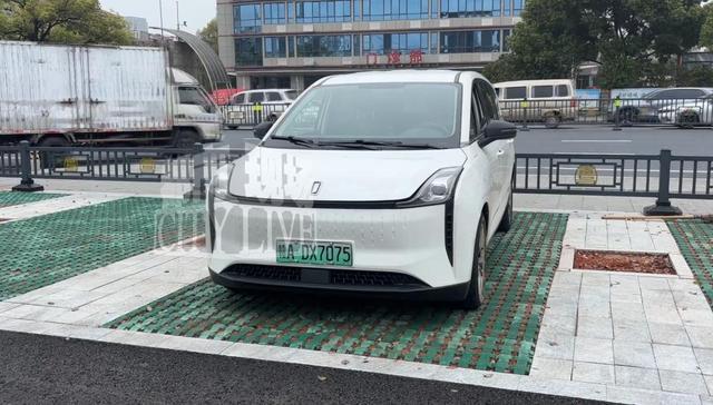 司机租车连遭故障后退车被拒 安全底线何在?