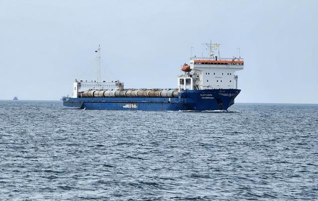 乌摧毁刻赤海峡最后一艘俄军补给渡轮 切断关键后勤线