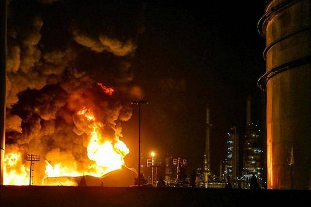 伊以停火失败?不到1天海湾多国被炸 和平脆弱不堪