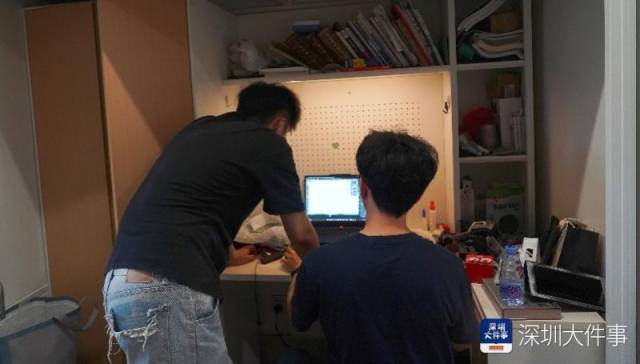 职校生宿舍创业日进万元 技术“小白”逆袭成功