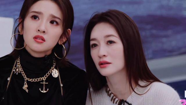 李小冉与唐艺昕同框美到窒息 内娱颜值天花板