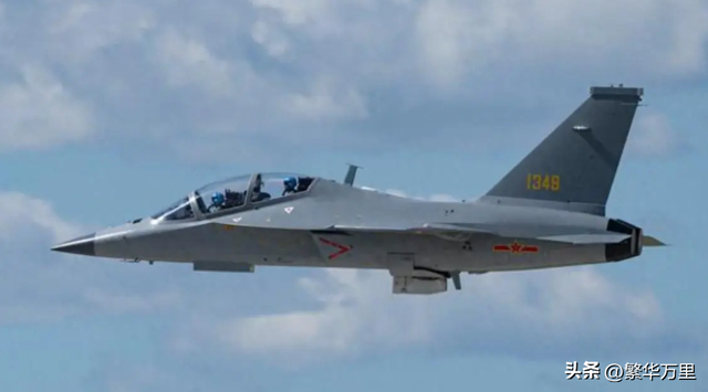 攻击21与歼35等演练战法？专家解读 新型舰载机亮相