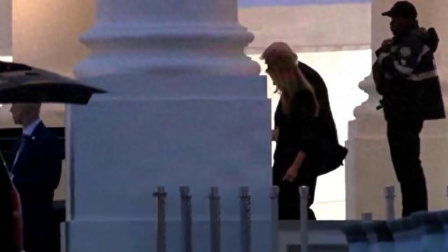 白宫晚宴枪击案枪手据称已身亡 特朗普紧急撤离