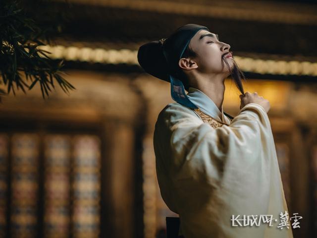 河北唐山河头老街NPC“李白”出圈 文化互动引热潮
