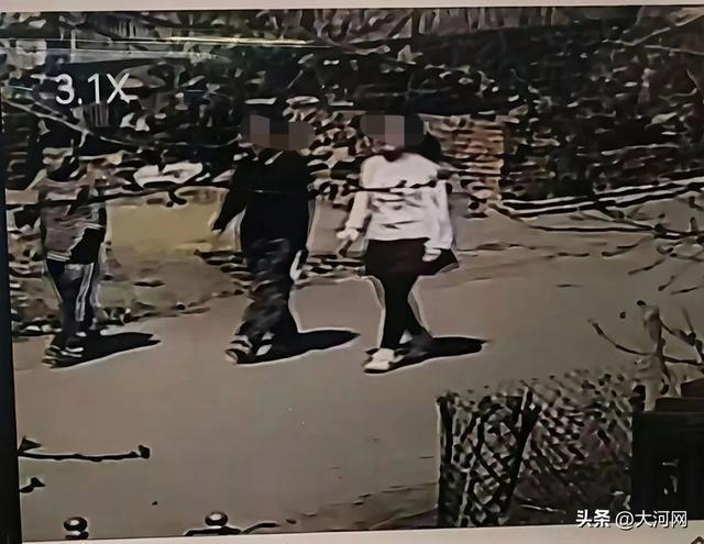 黑龙江2名失联女孩遗体已送至殡仪馆 警方全力侦办案件