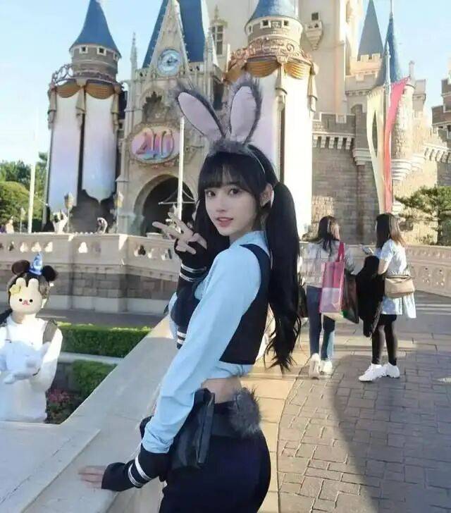 林俊杰 七七 毕业典礼高调公开恋情