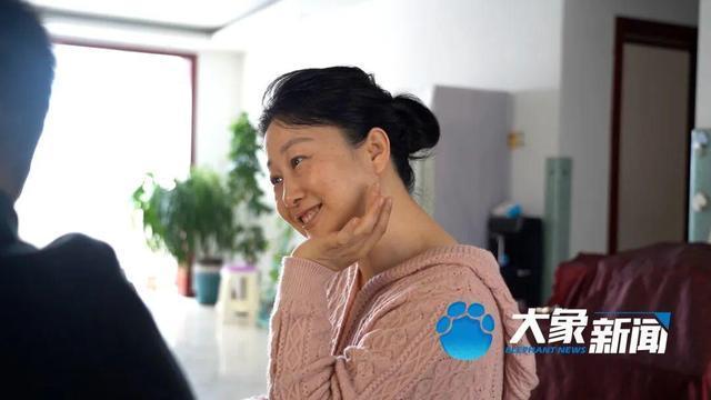 孕妻脑梗变3岁 丈夫陪她“重新长大” 900多天坚定守护